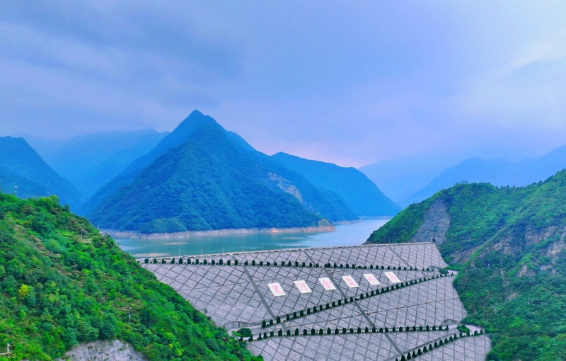 9月9日，采風(fēng)團(tuán)來(lái)到位于周至縣的黑河金盆水庫(kù)（航拍圖）。劉正良攝